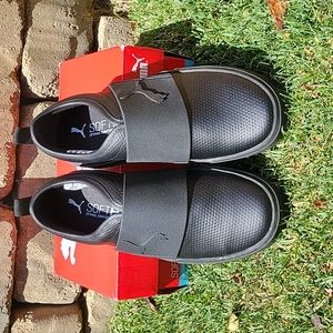 Boys Puma slip on shoes